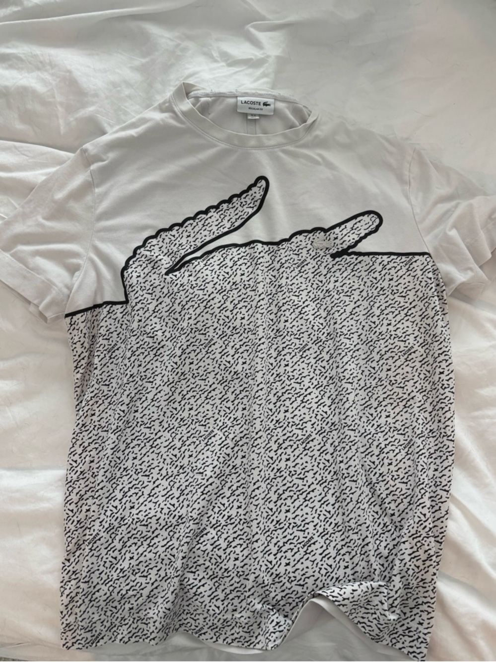 Lacoste Men’s White Short Sleeve Graphic Print Tee
